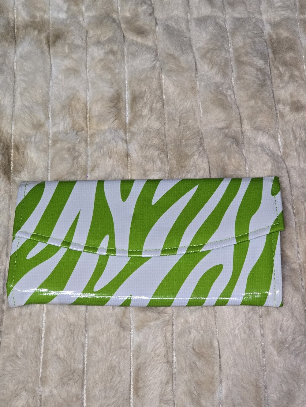MSC Mainstreet Collection Green Zebra Print Travel Jewelry Roll Organizer Case